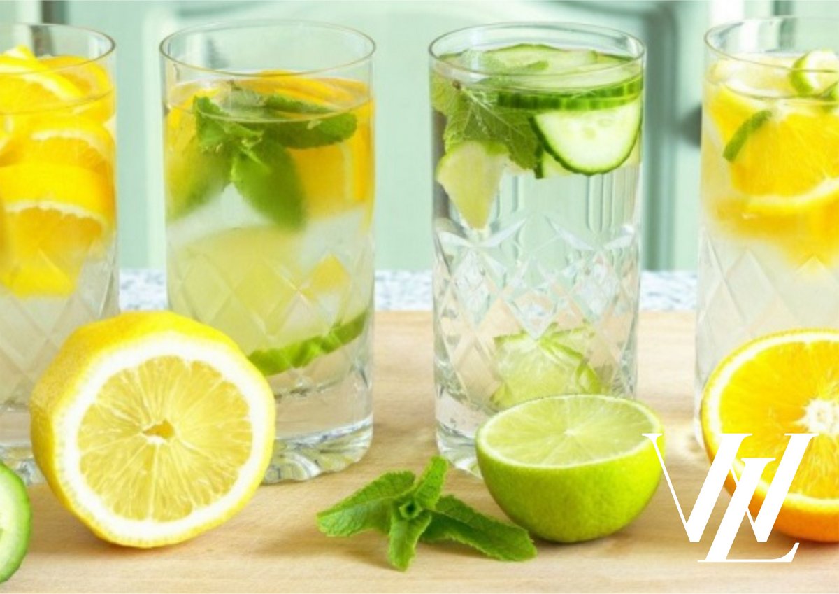 Детокс-вода: как приготовить полезный напиток на домашней кухне