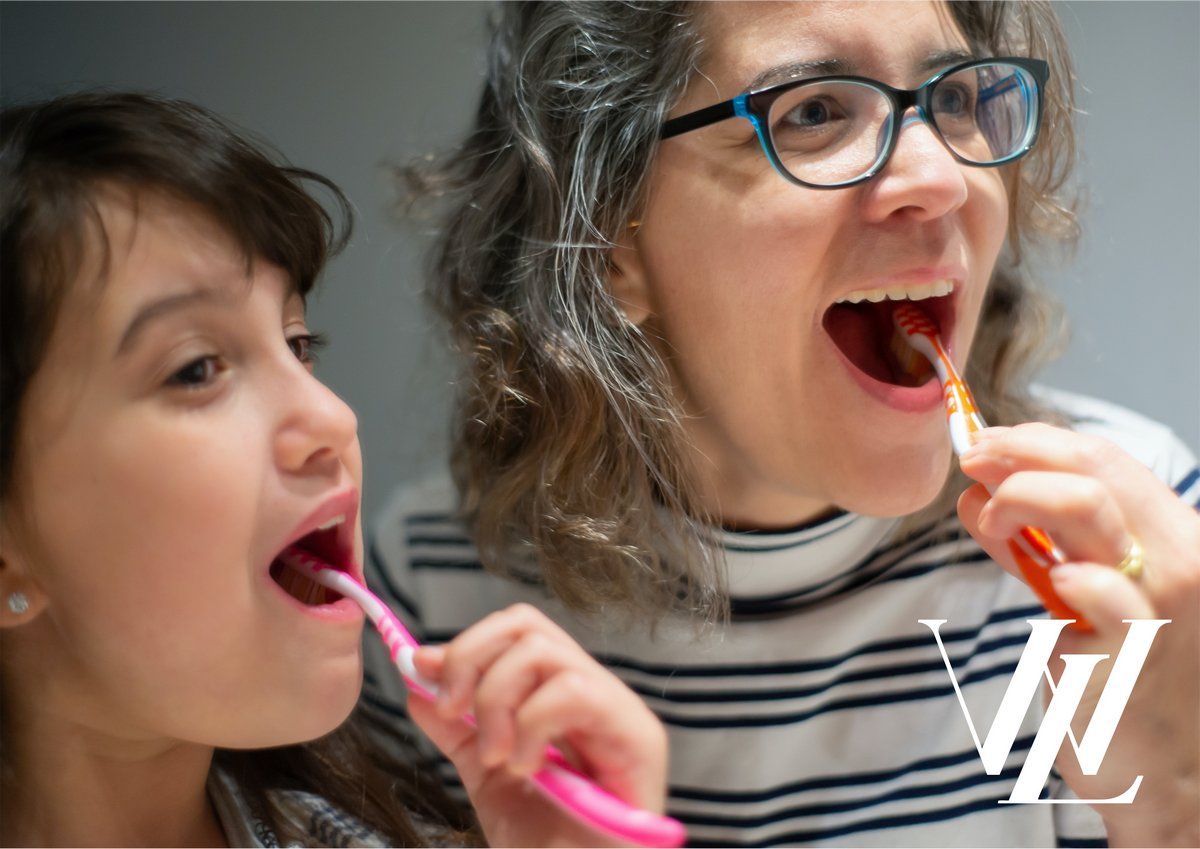 Чистка зубов - как предупредить кариес у детей